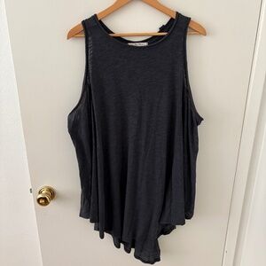 Free People Aria Tunic in Gray Size Large. Soft and loose.